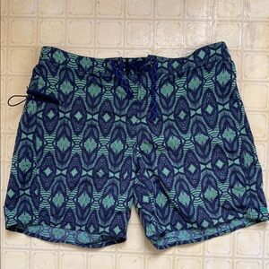 Clearance Patagonia minimalist Wavefarer 8”